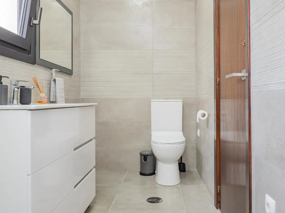 Cubo'S Beach Front Villa Benalmádena 0*,  Ισπανία